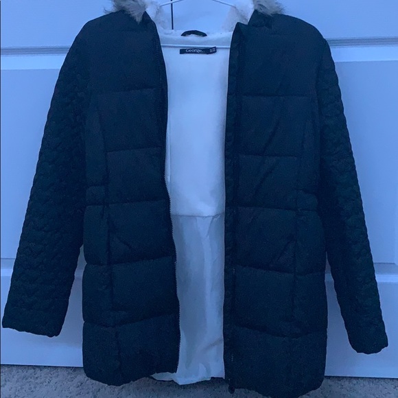 Coat - Picture 3 of 4